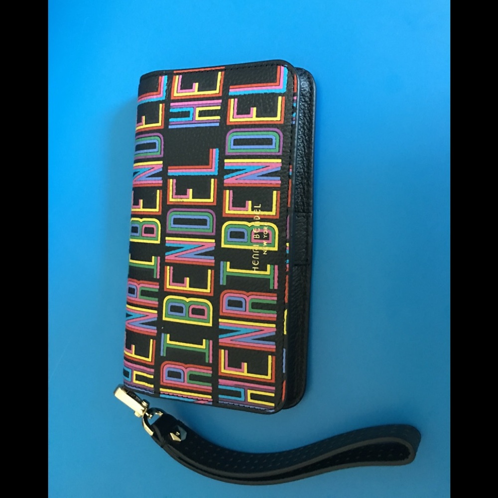 Henri Bendel Phone wallet. NWOT